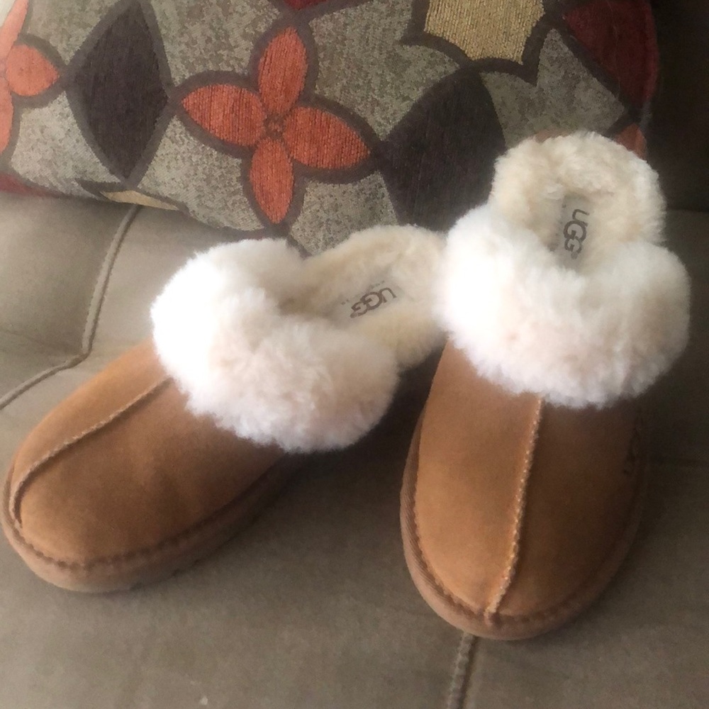 🥶BRAND NEW UGG COQUETTE SLIPPER🥶